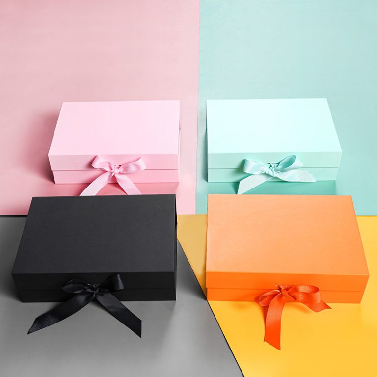 Wholesale Folding Magnetic Gift Box with Ribbon