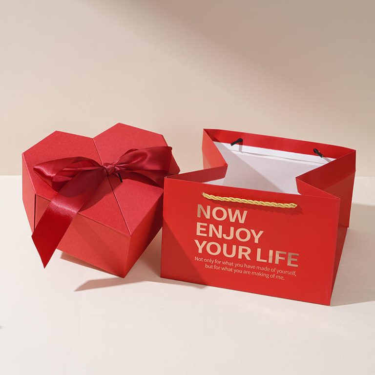 Heart-Shaped Multi-Color Jewelry Gift Box with Bag