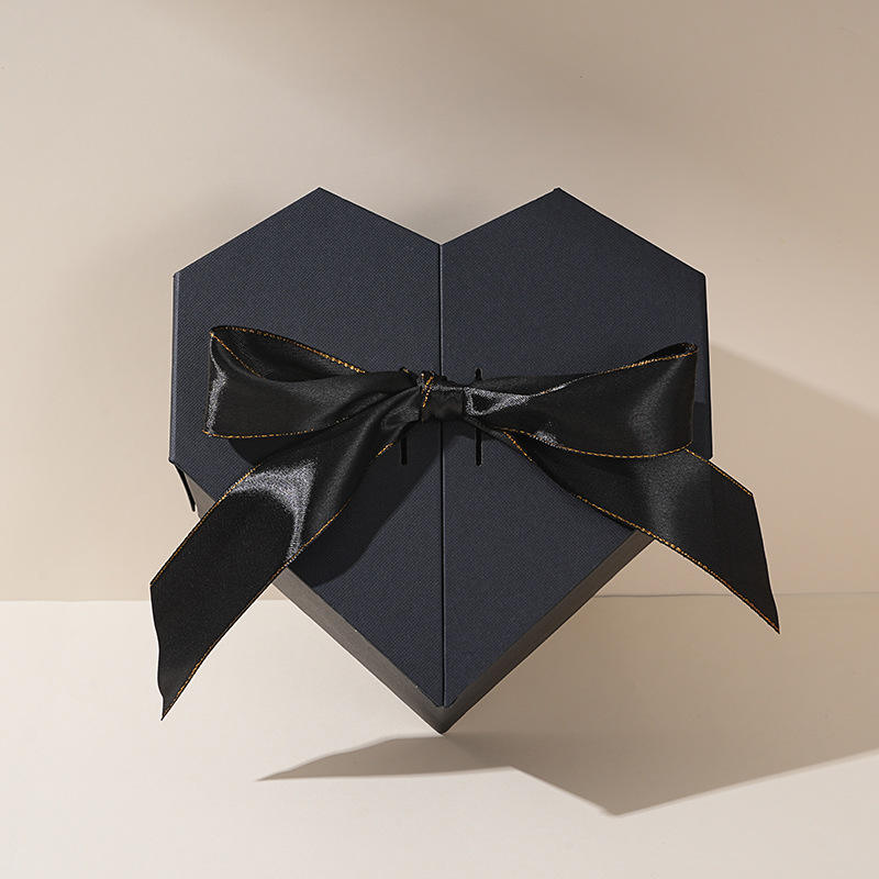 Heart-Shaped Multi-Color Jewelry Gift Box with Bag - view 3