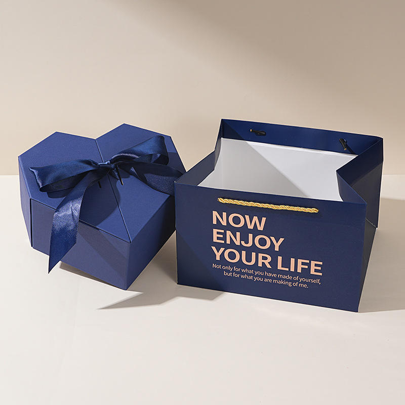 Heart-Shaped Multi-Color Jewelry Gift Box with Bag - view 6